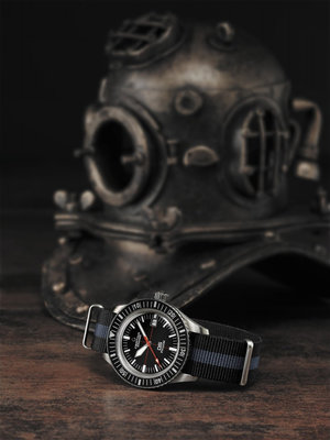 Certina DS PH200M Automatic Powermatic 80 C036.407.16.050.00 (+ curea de rezervă)