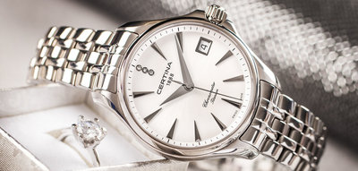 Certina DS Action Lady Quartz Precidrive COSC Chronometer Diamonds C032.051.44.036.00