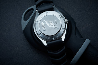 Certina DS Super PH500M Automatic Powermatic 80 Nivachron Diver's C037.407.17.280.10 VDST Special Edition