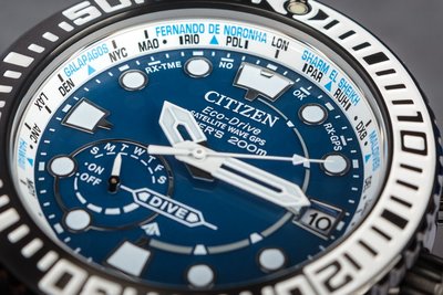 Citizen Promaster Satellite-Wave Eco-Drive Diver's CC5006-06L (+ náhradní řemínek)
