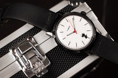 Timex Marlin Automatic x Peanuts TW2U12600 Snoopy Space Traveller Limited Edition
