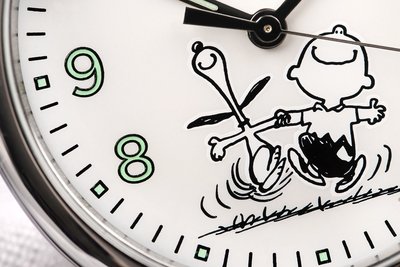 Timex Standard Peanuts Quartz 70th Anniversary TW2U71100 Snoopy