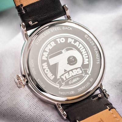 Timex Standard Peanuts Quartz 70th Anniversary TW2U71100 Snoopy