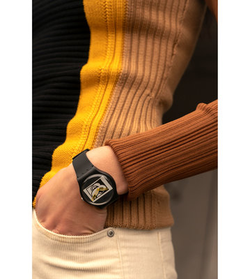 Swatch Mickey Blanc Sur Noir SUOZ337 Mickey Mouse x Keith Haring