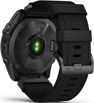 Garmin Tactix 7 Pro Solar Sapphire Ballistics Edition curea din nylon neagră (+ curea de rezervă)