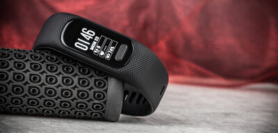 Garmin Vívosmart 5, Black, dimensiunea Cu/M