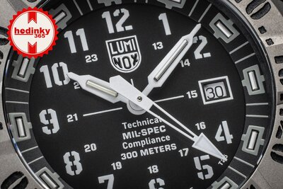 Luminox Mil Spec Inspired XL.3351.1.SET (+ curea de schimb)