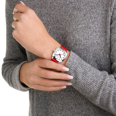 Mondaine Petite Cushion Quartz MSL.31110.LCV