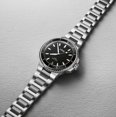 Oris Aquis Date Automatic 01 733 7792 4154-07 8 19 05P