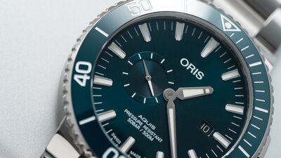Oris Aquis Small Second Date Automatic 01 743 7733 4155-07 8 24 05PEB