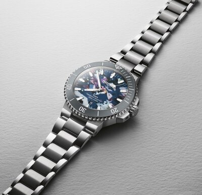 Oris Aquis Date Upcycle Automatic 01 733 7787 4150-07 8 23 04PEB