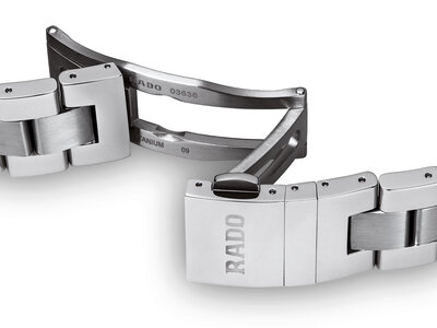 Rado HyperChrome Chronograph Quartz R32259163