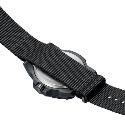 Luminox Navy SEAL XS.3517.NSF.SET Foundation (+ curea de schimb)