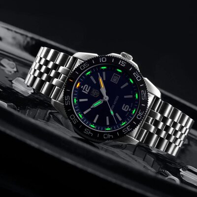 Luminox Sea XS.3123M.SET.1 Pacific Diver (+ curea de schimb)