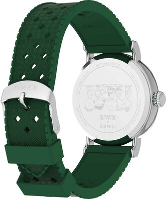 Timex Waterbury x Peanuts TW2W78900UK