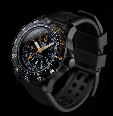 Luminox Navy Seal XL.8825.H.SET.1 (+ curea de rezervă)