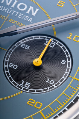 Union Glashütte Belisar Chronograph D009.427.17.042.09 Speedster Limited Edition 388pcs (+ curea de rezervă)