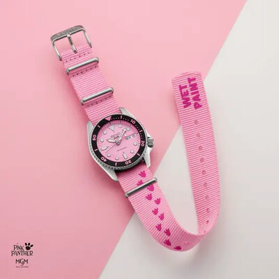 Seiko 5 Sports Automatic SRPM07K1 Pink Panther Limited Edition 9999pcs (+ curea de rezervă)