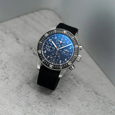 Fortis Novonaut N-42 Automatic Legacy Chronograph F2040009