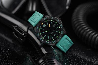 Luminox Sea XS.3124.N.SET Pacific Diver (+ curea de rezervă) Limited Edition 777pcs