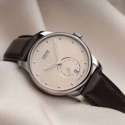 Union Glashütte Seris Small Second D018.228.16.021.00