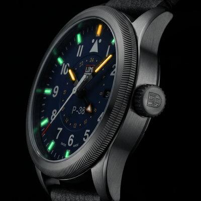 Luminox Air Pilot P-38 Lightning XA.9523