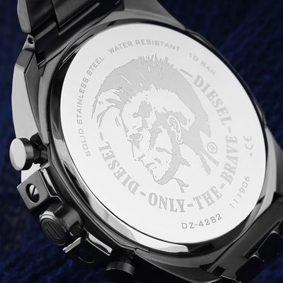 Diesel Mega Chief DZ4282