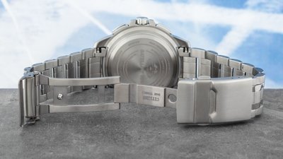 Citizen Satellite Wave Eco-Drive CC9020-54E