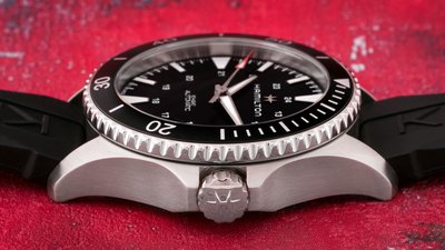 Hamilton Khaki Navy Scuba Automatic H82335331