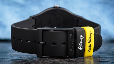 Swatch Mickey Blanc Sur Noir SUOZ337 Mickey Mouse x Keith Haring