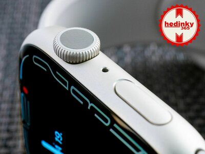 Apple Watch Series 7 GPS, 45mm Starlight Aluminium Case / Starlight Sport Band-Regular