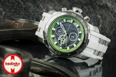 Invicta Star Wars The Child Quartz 48mm 40098