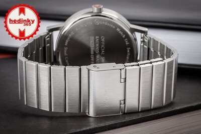 Mondaine Classic Quartz A660.30360.16SBW